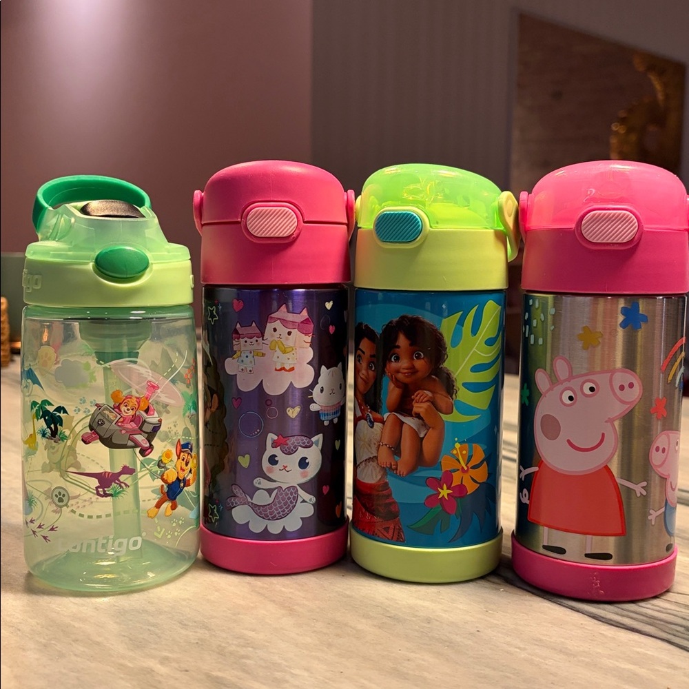 4 Thermos and Contigo kids water bottles